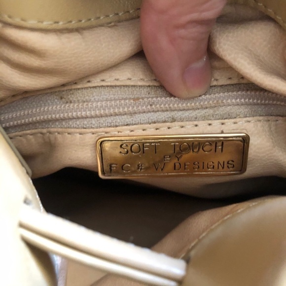 Cross body mini bucket bag beige - Picture 3 of 6